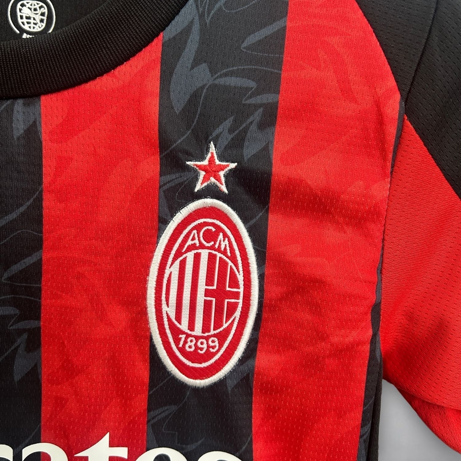 Maillot domicile AC Milan 25/26 pour enfant