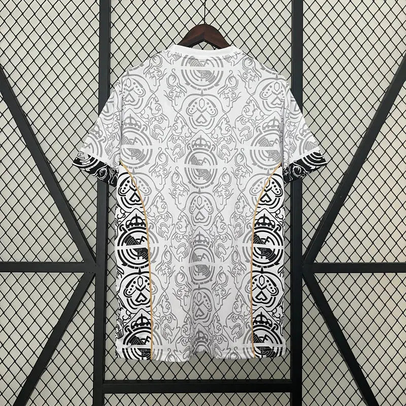Maillot du Real de Madrid " Blanc et Noir " 24/25